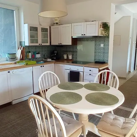 Private Seaside Sasino