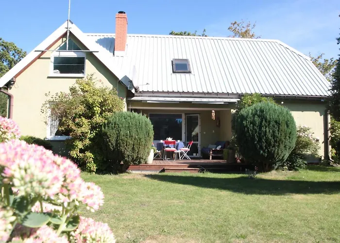 Semesterbostad Private Seaside Sasino