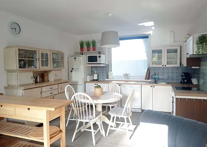 Semesterbostad Private Seaside Sasino