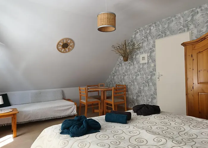 Semesterbostad Private Seaside Sasino