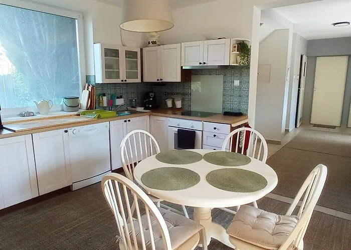 Private Seaside Sasino